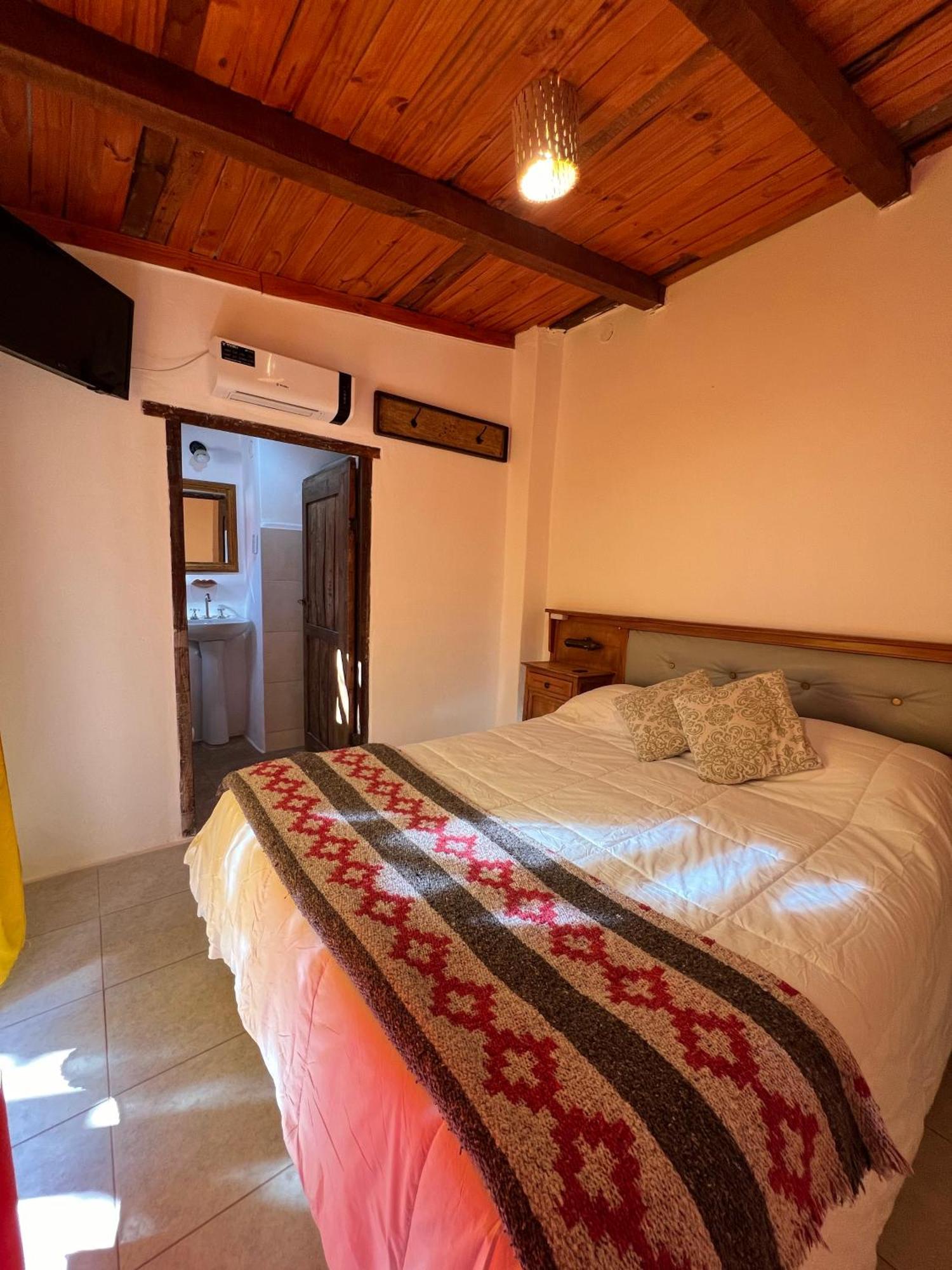 Hostal Tierra Andina Кафайяте Номер фото